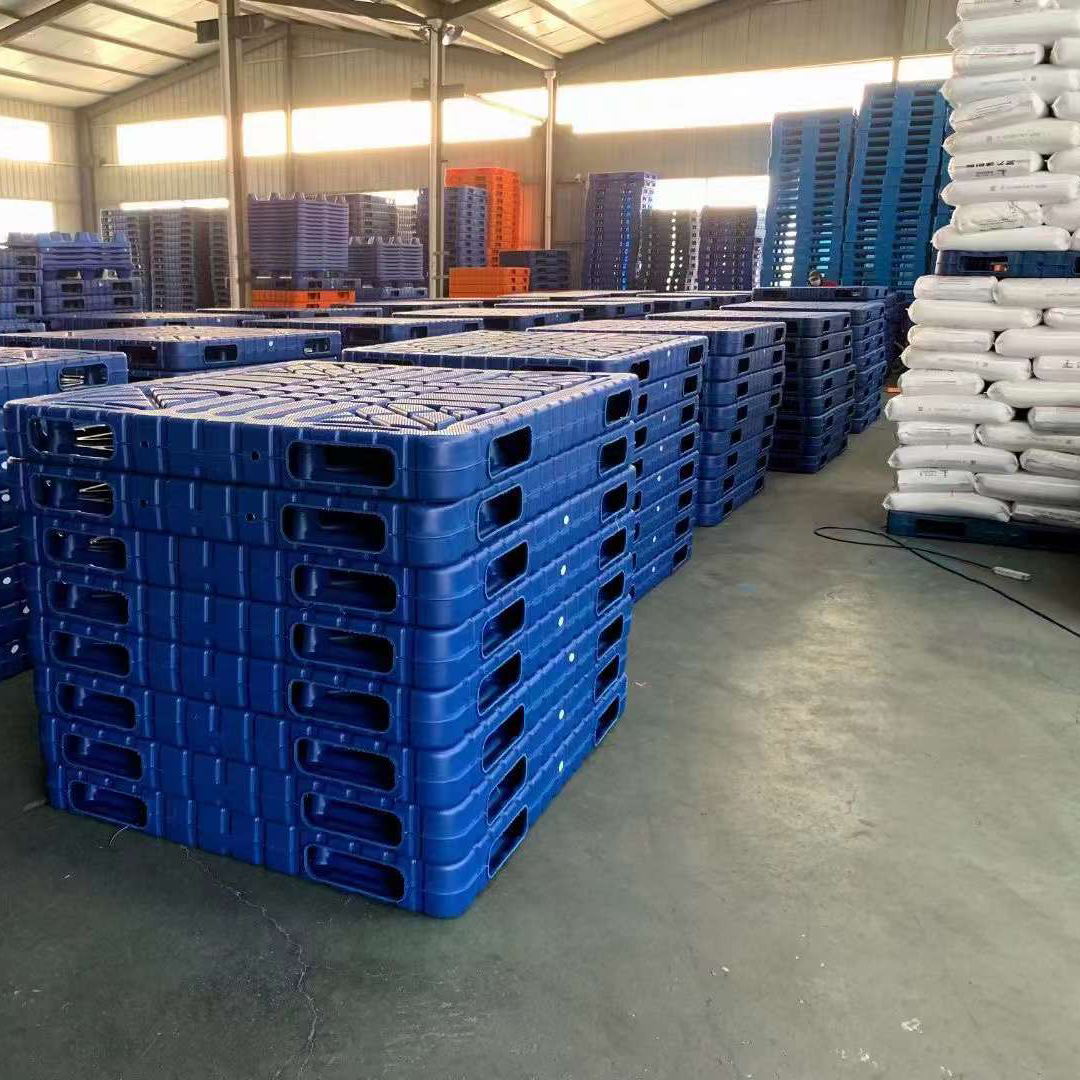 塑料托盤使用過(guò)程中怎么節(jié)省倉(cāng)儲(chǔ)空間