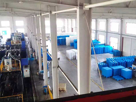 老張想和你聊聊塑料托盤的具體規(guī)格有哪些？