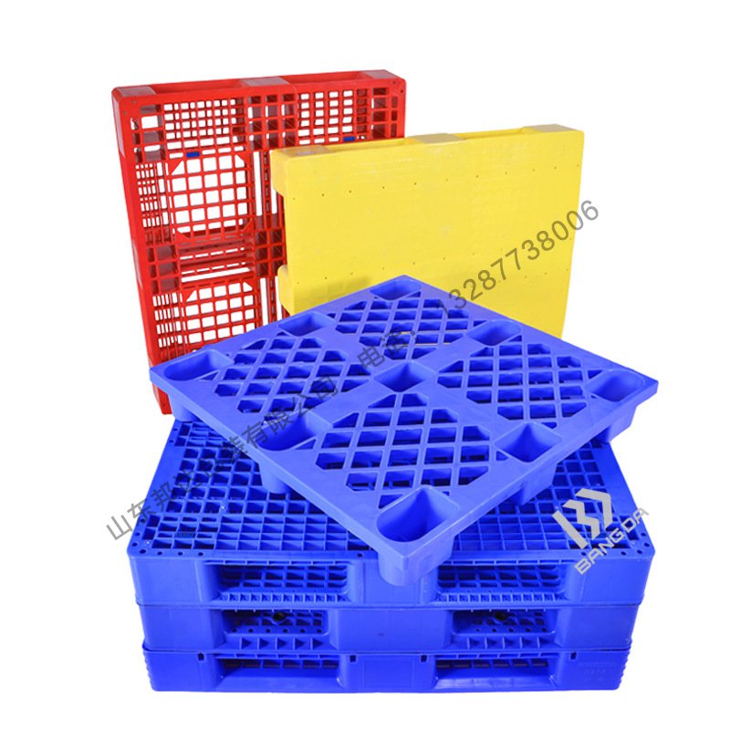 如何提升貨架倉庫空間?塑料托盤和貨位寬度的選擇很重要!