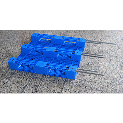 塑料托盤加鋼管和不加鋼管的區別