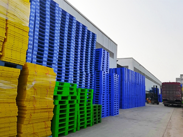 采購塑料托盤要注意哪些？怎樣才能買到適合且合格的塑料托盤？